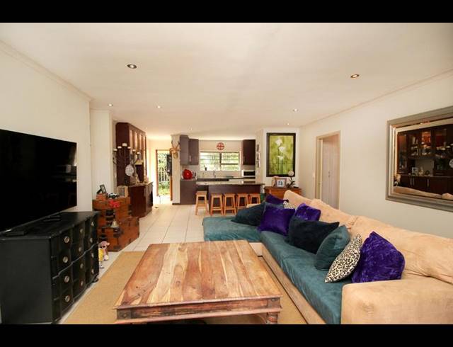 3 BEDROOM HOUSE FOR SALE IN HERSHAM